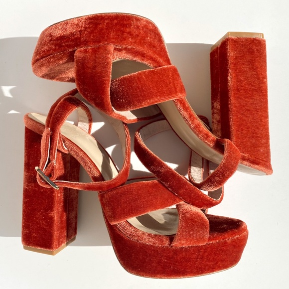 House of Harlow 1960 X REVOLVE Ari Heel Rust - Velvet Platform Sandal - size 6.5 - Picture 7 of 12
